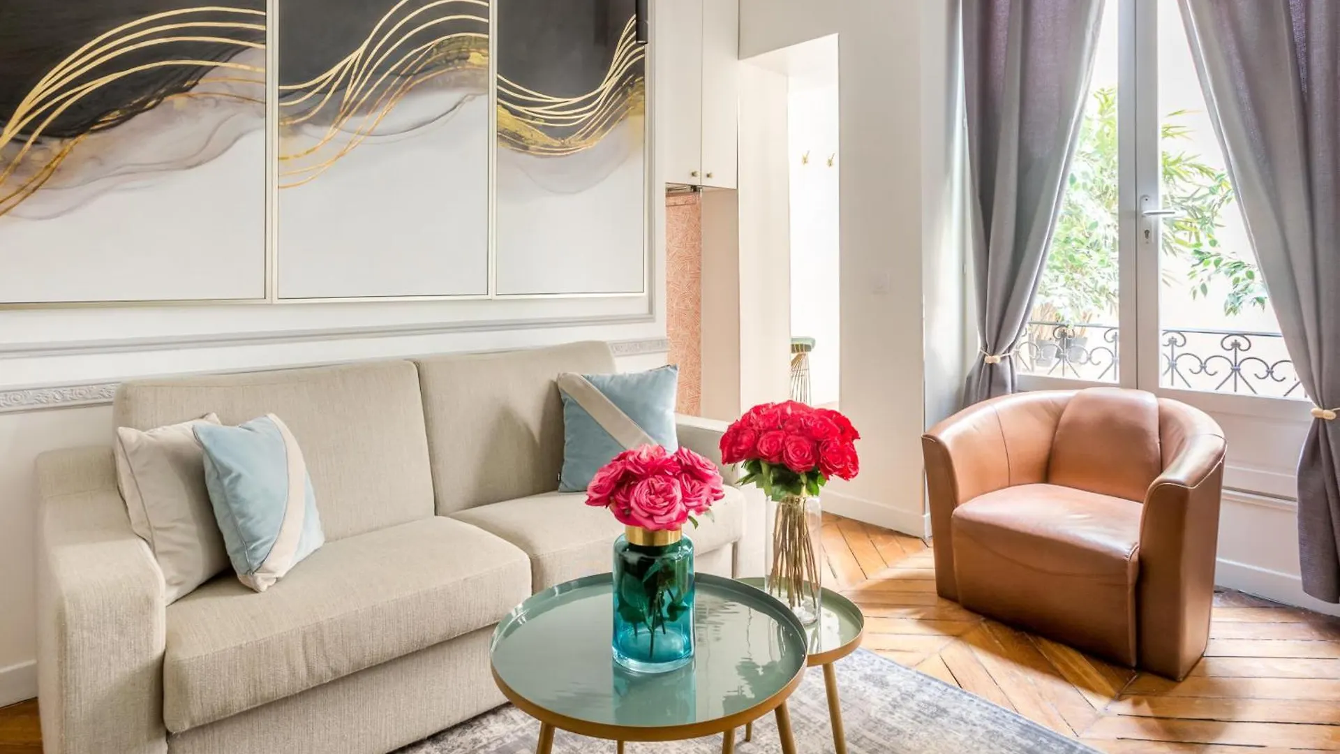 Merveil - Luxury Suite - Louvre - Aboukir IV Paris France