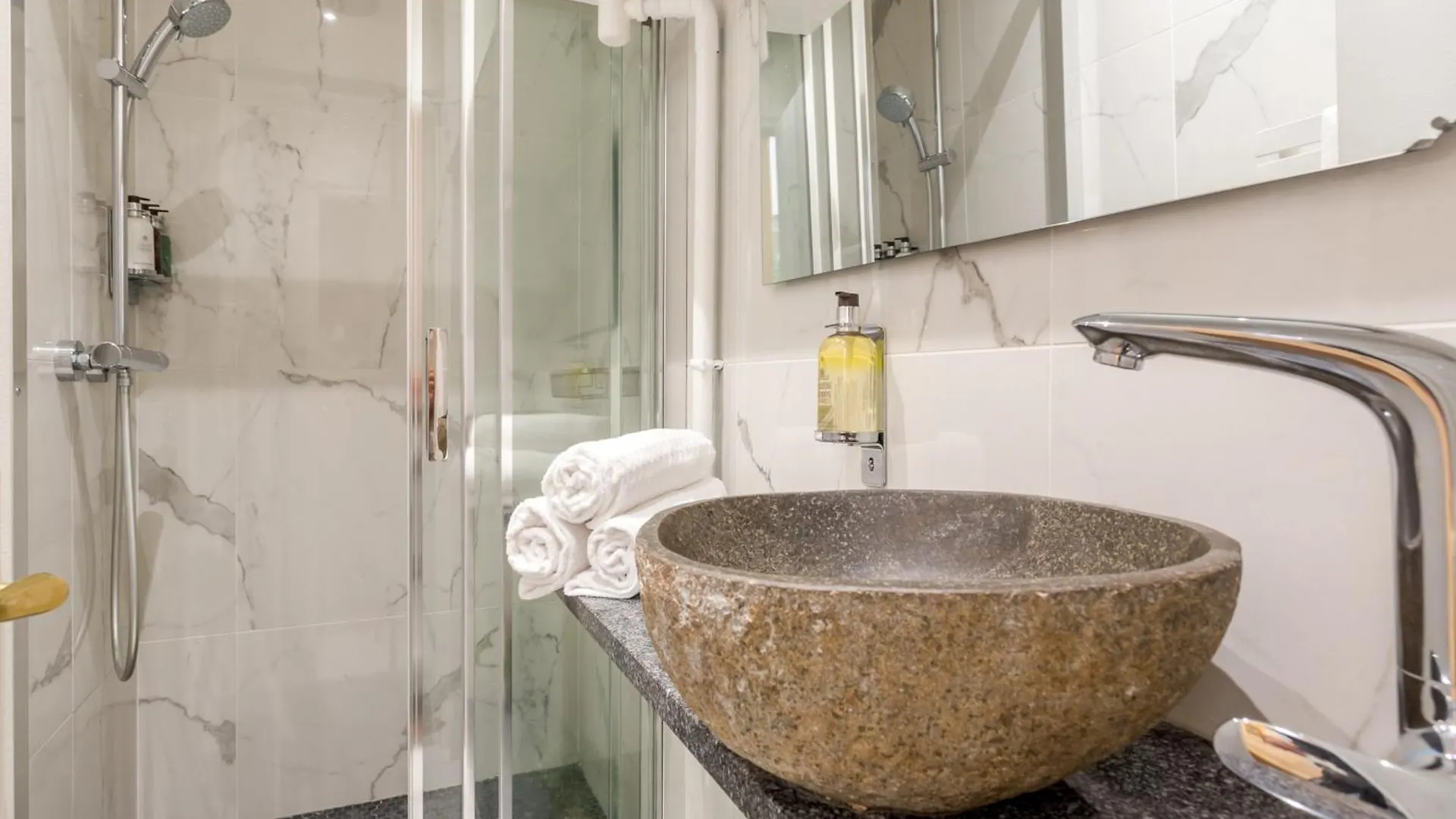 Merveil - Luxury Suite - Louvre - Aboukir IV Paris 0*,  France