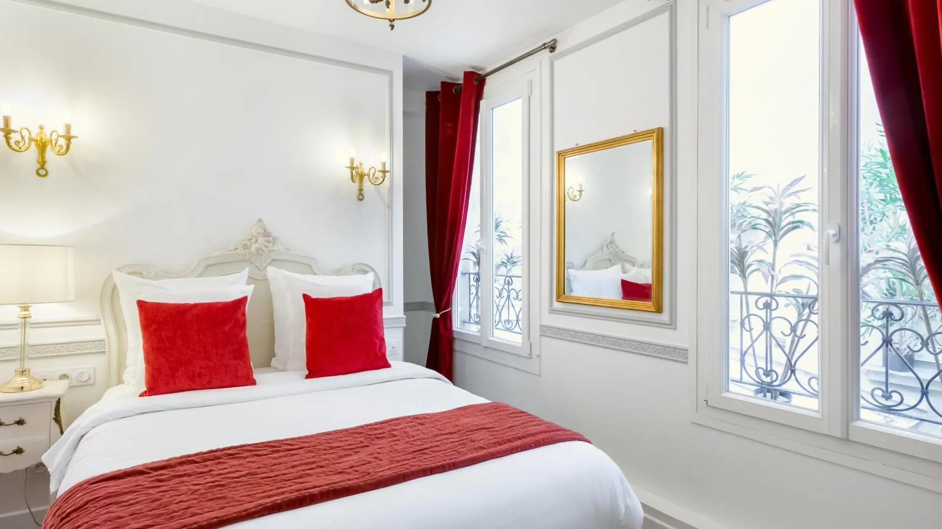 Merveil - Luxury Suite - Louvre - Aboukir IV Paris France